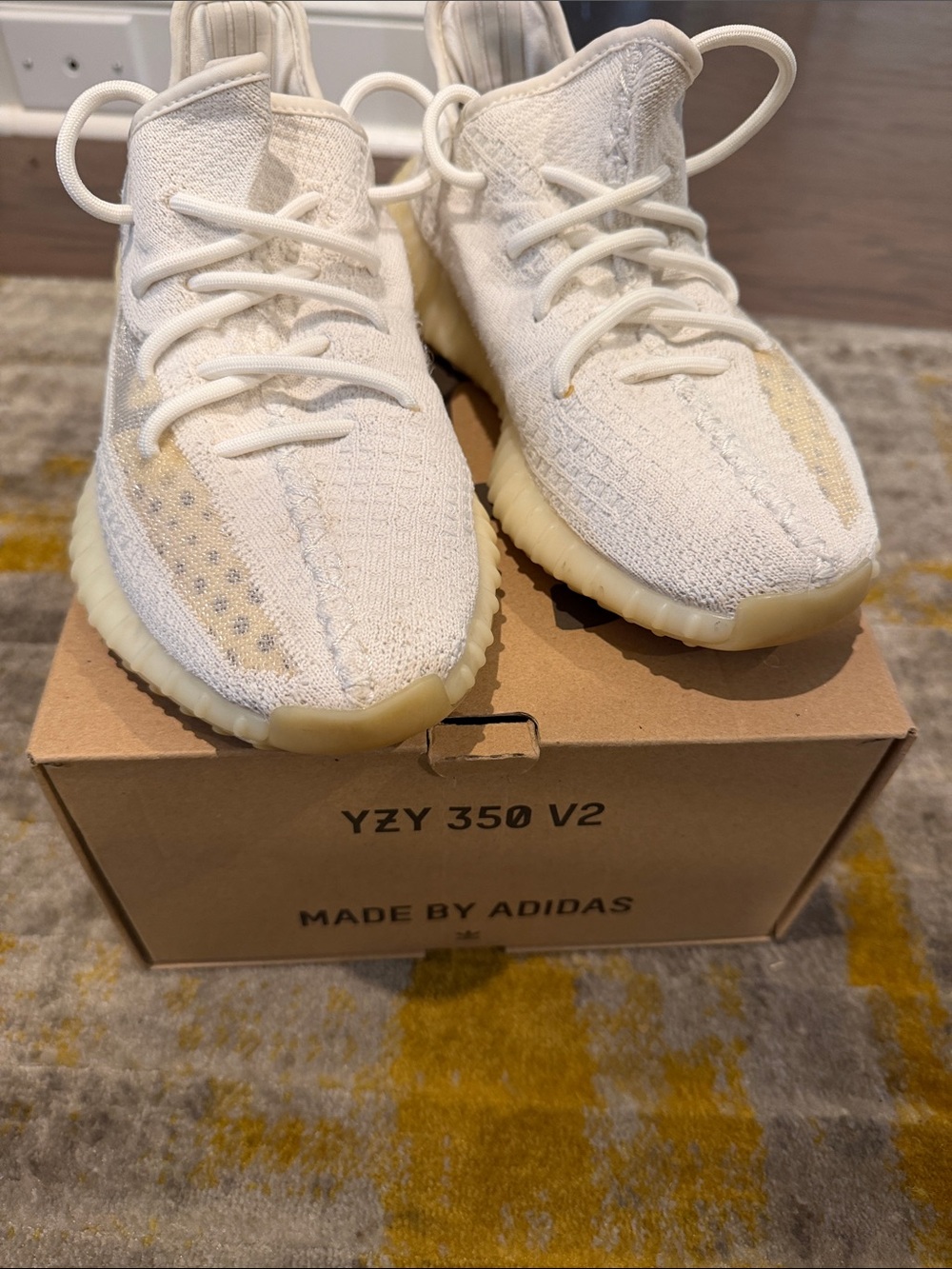adidas Yeezy Boost 350 V2 Sneakers size 6 1/2